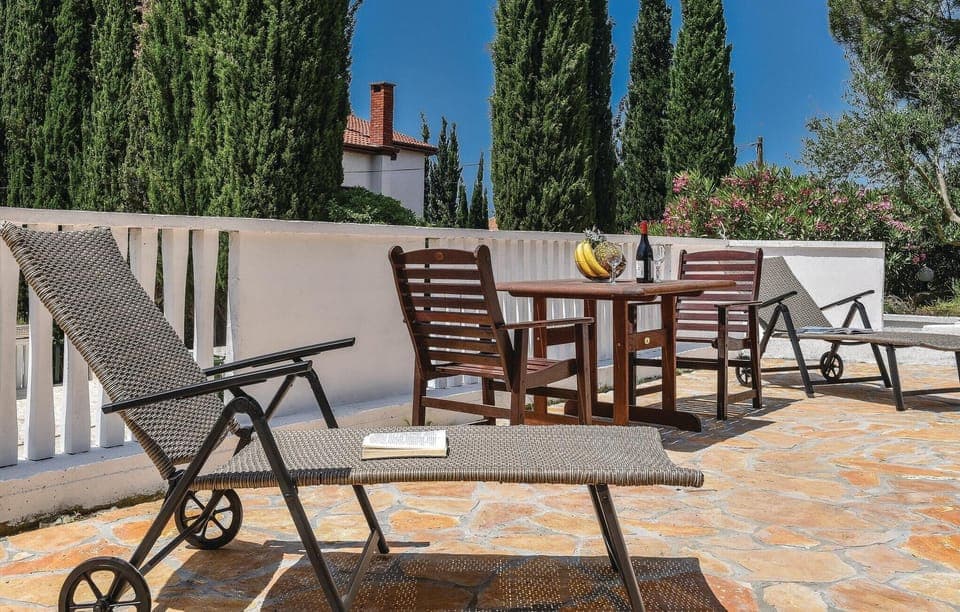 balcony-terrace