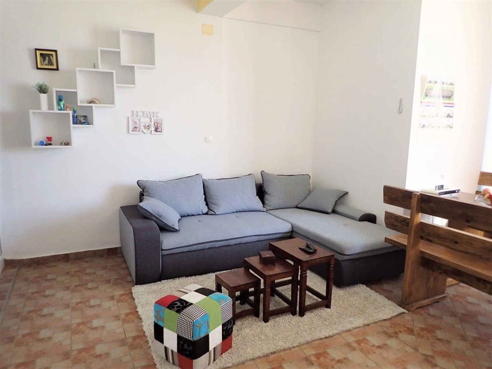 living/bedroom
