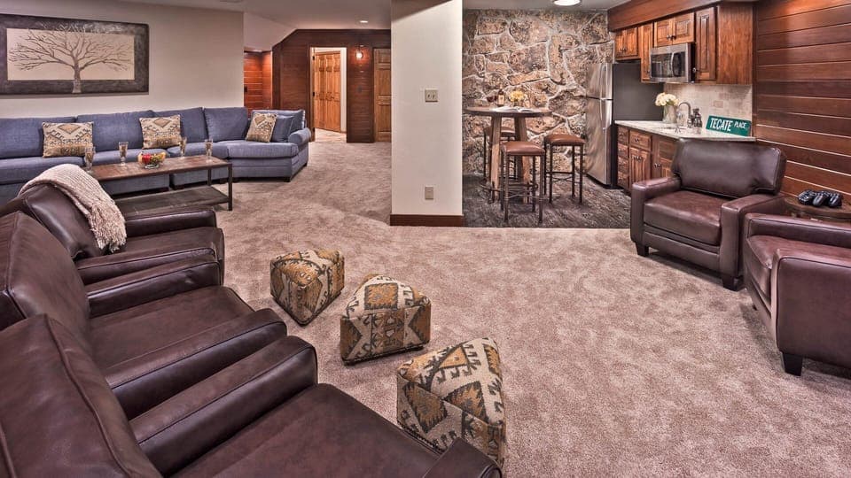 Lower TV area