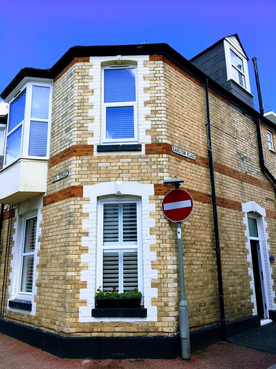 The Corner House on the corner of Carlton Place and Bath Terrace