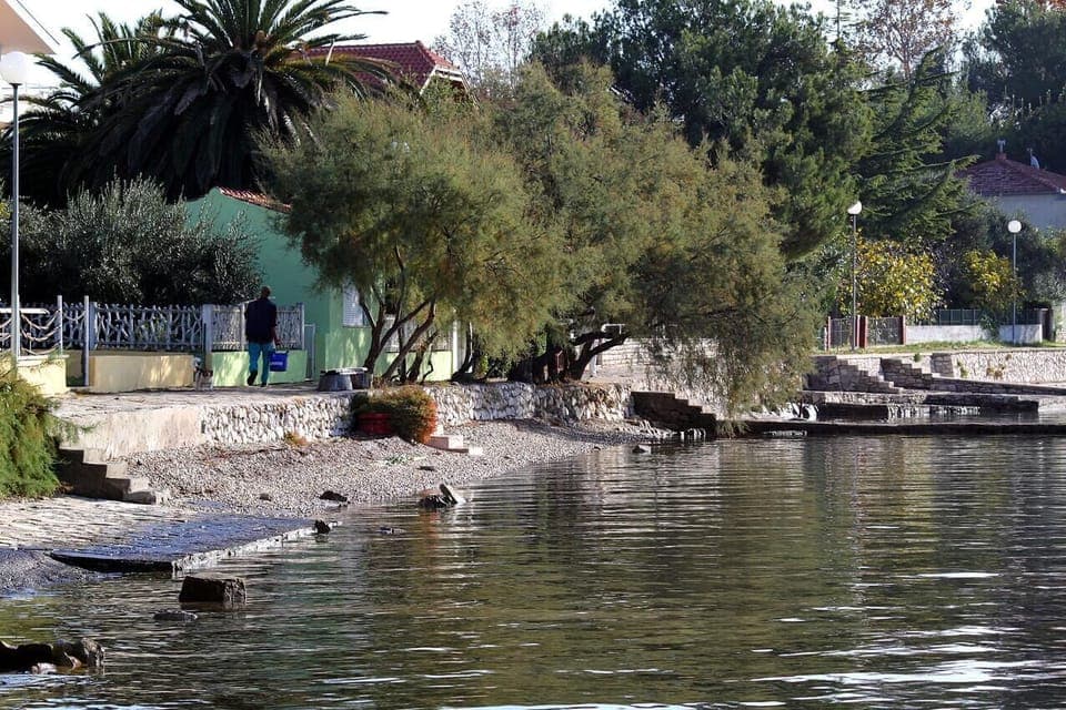 Nearby beaches