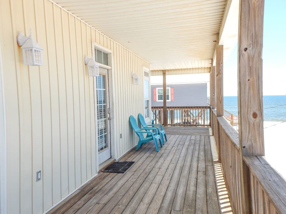Front Deck 