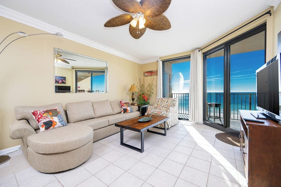 Phoenix X 612, Orange Beach, Alabama, beach front, 2 bedroom condominium on the 6th floor