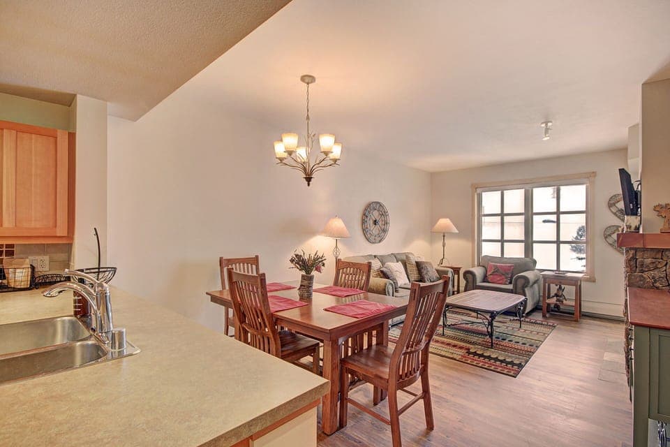 Open concept kitchen, dining, and living room.