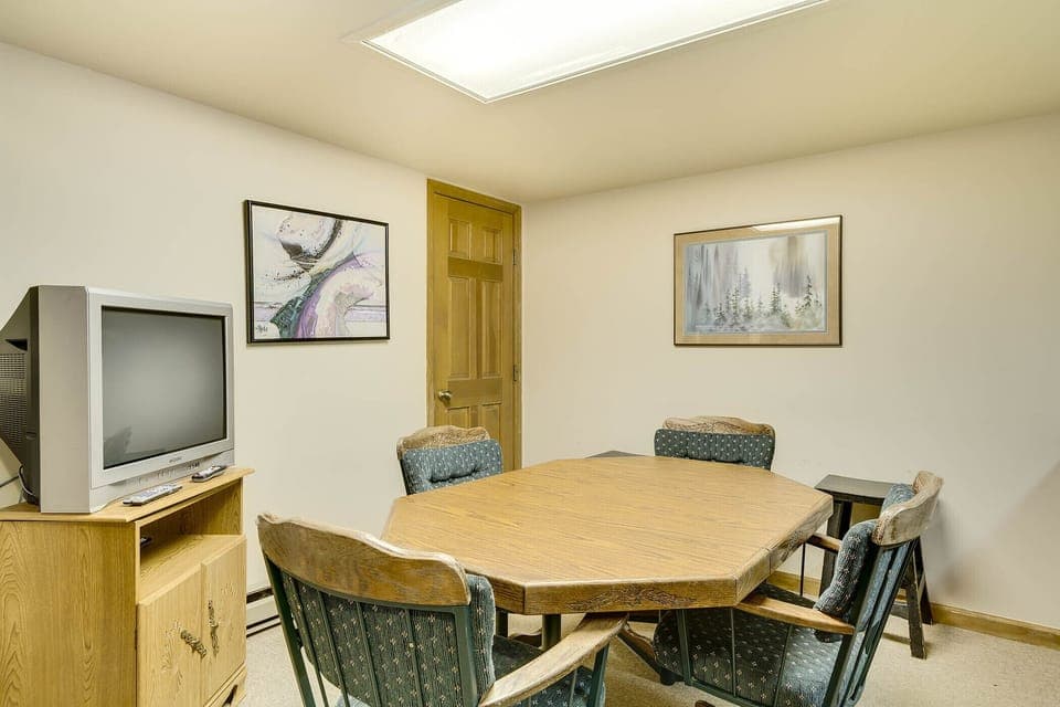 And a bonus TV (now a flatscreen)