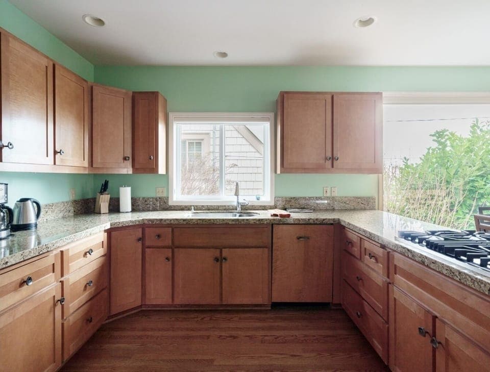 Updated chef-du-jour kitchen