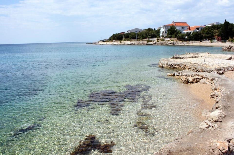Nearby beaches