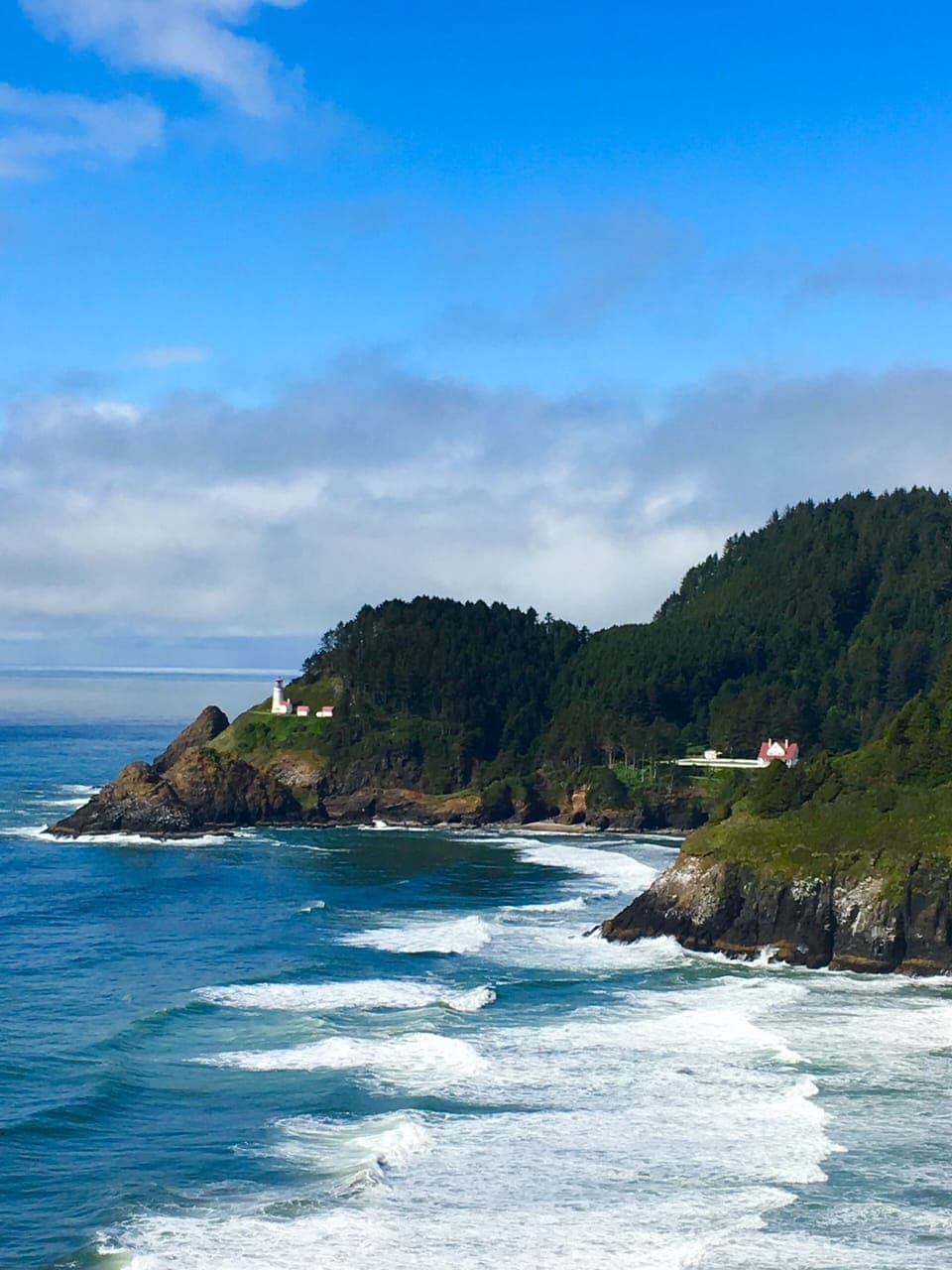 Just 15 minutes from the Historic Heceta Lighthouse