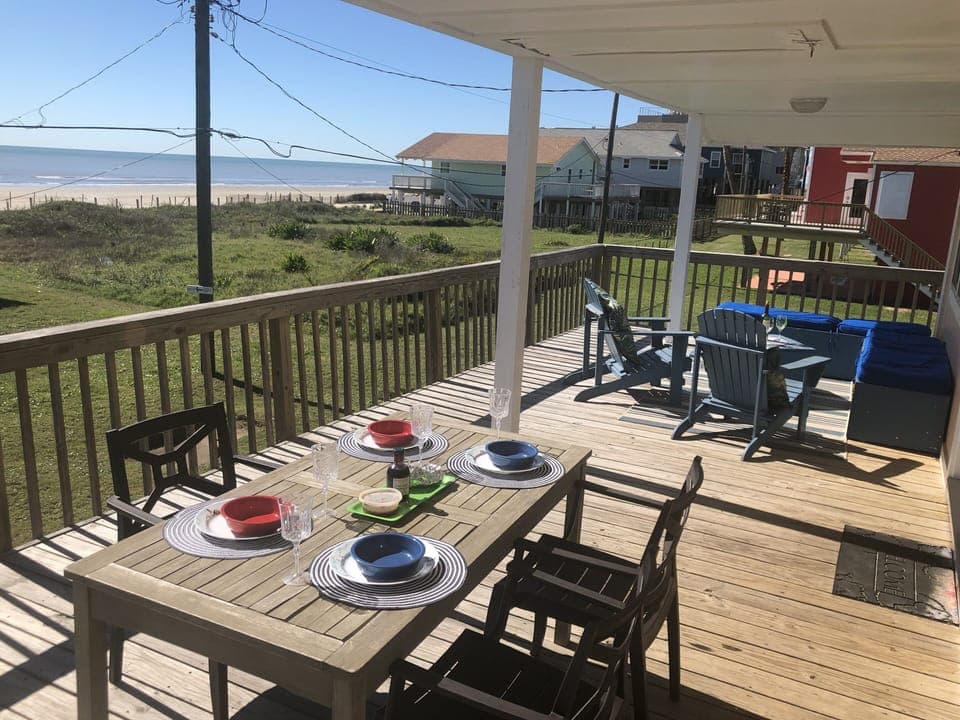 Have a coffee & enjoy the views! Open lot caddy corner from us, always a view!