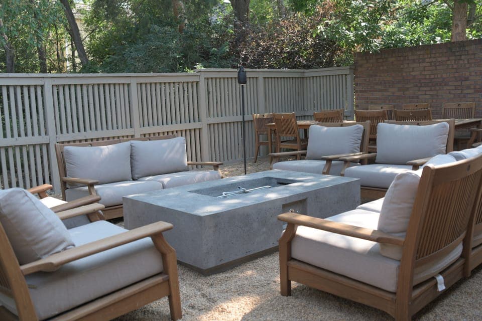 Fire pit 