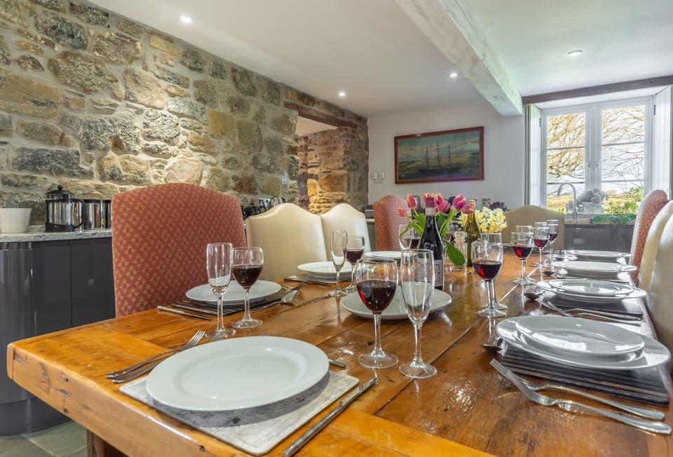 Ground floor: Large kitchen/diner