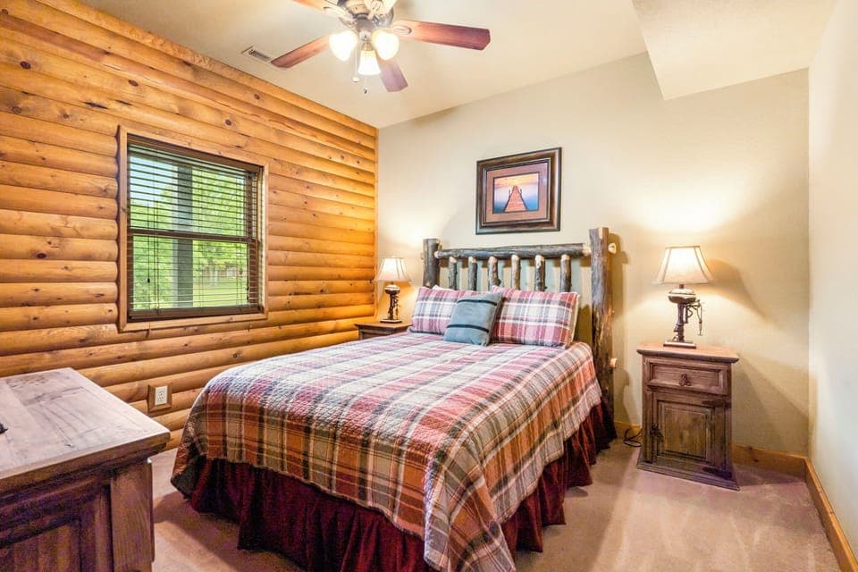 2nd lower level queen guest room