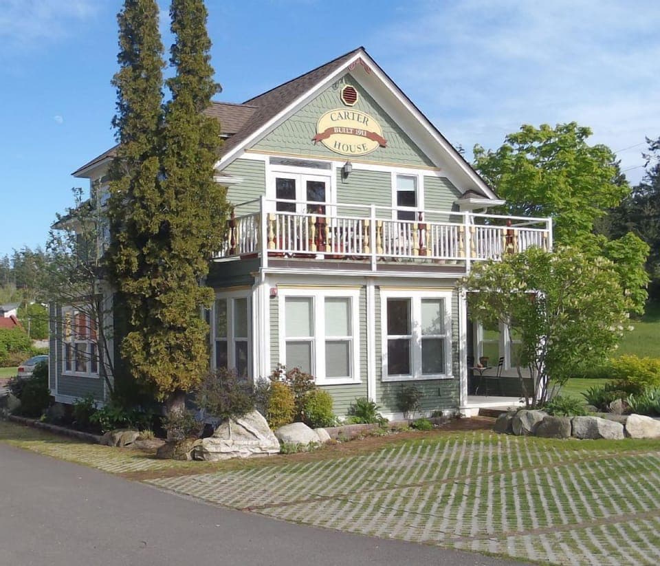 Artist Suite is on the bottom level