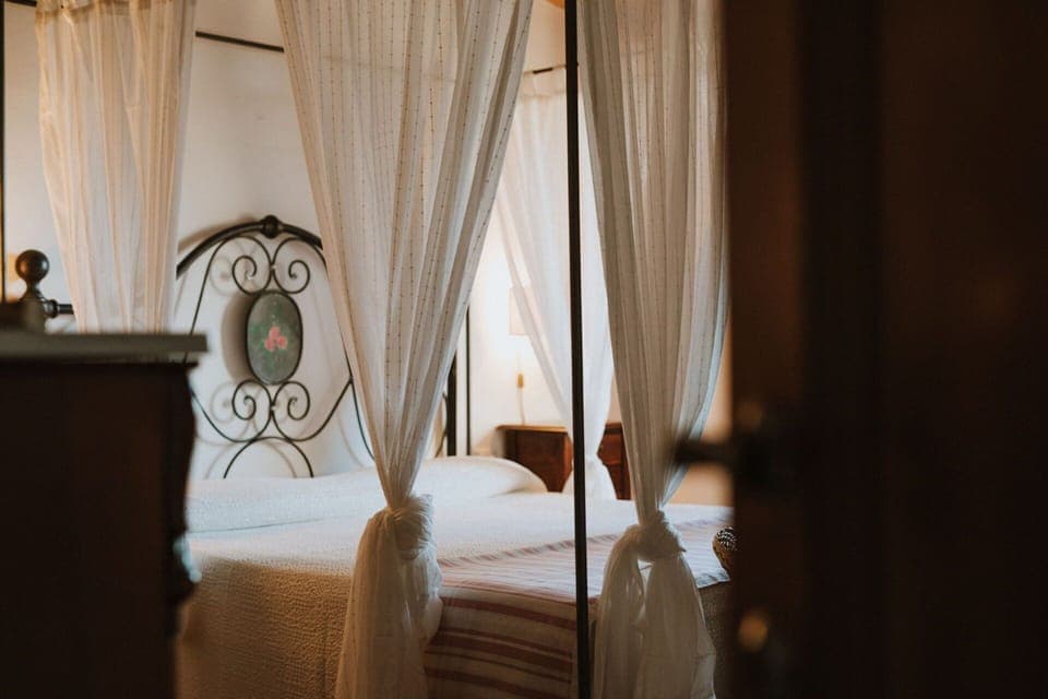 agriturismo-la-papessa-chianti-san-donato-farmhouse-oleandro-bedroom