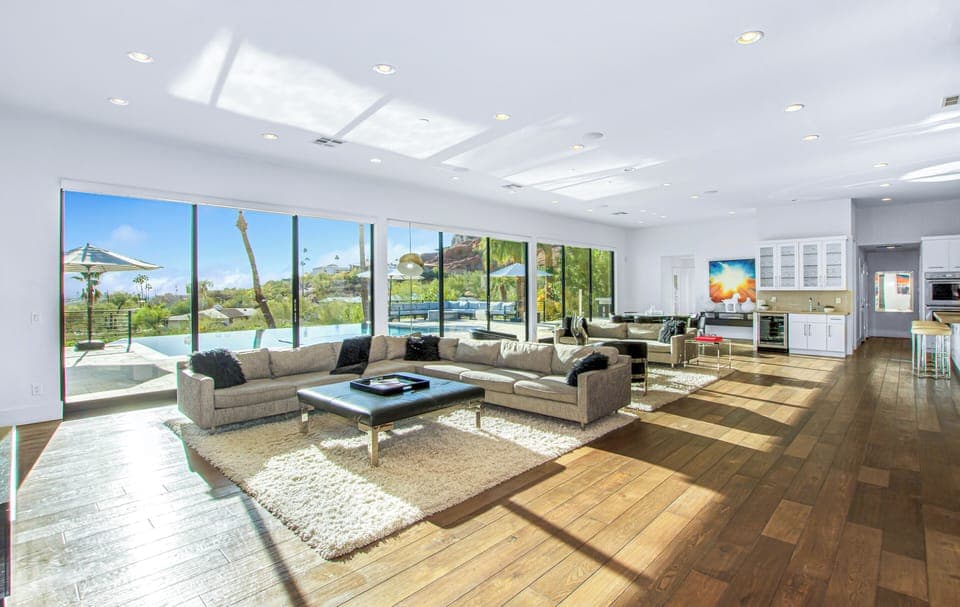 Experience refined desert luxury in this exquisite Arizona retreat, where modern elegance meets breathtaking panoramic views.
