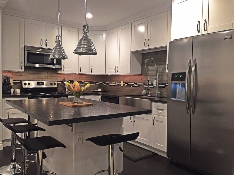 Fully Upgraded Kitchen with all Stainless Steel Appliances