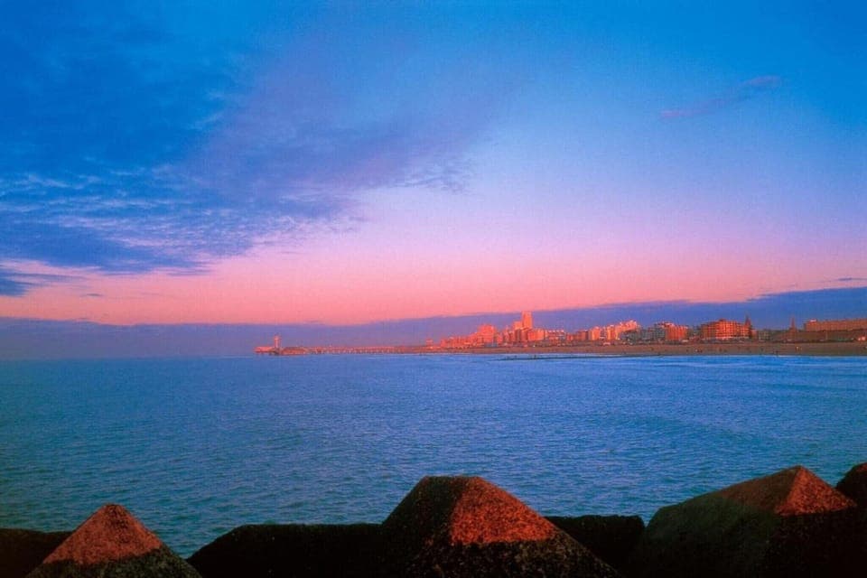 Region [summer] (>5 km)