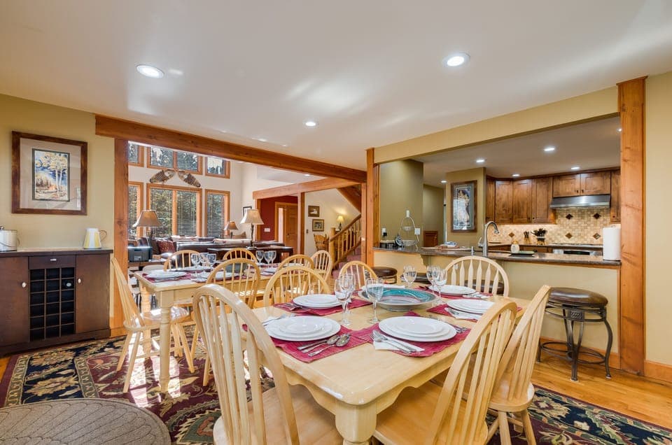 Dining Room looking into Living Room.  Console bar left side of picture.