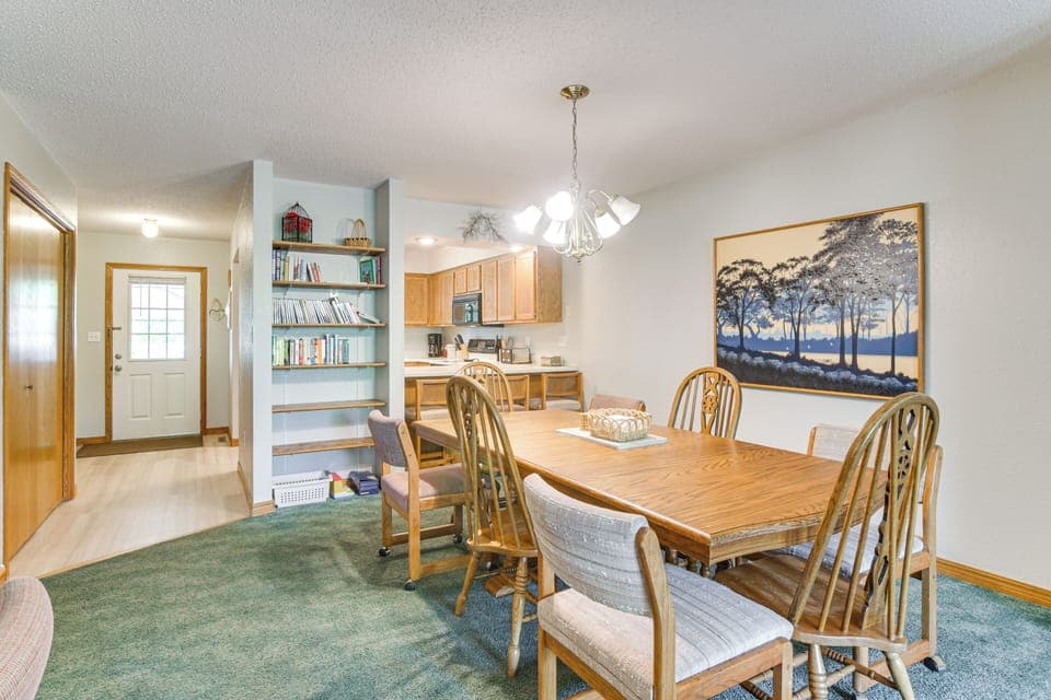 Dining Area | Dishware/Flatware | Board Games | DVDs