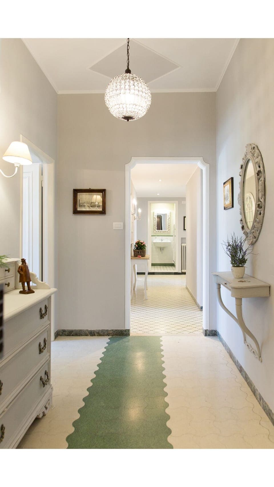 Entrance with corridor 