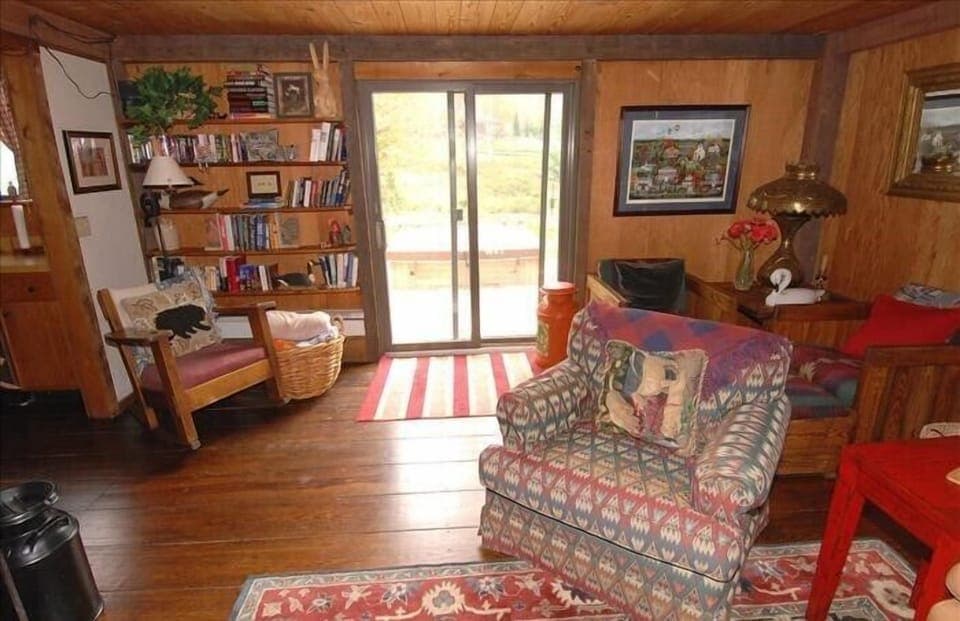 Sitting Area
