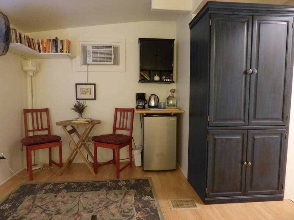 Enjoy a cup of coffee or tea while you plan your next hike.