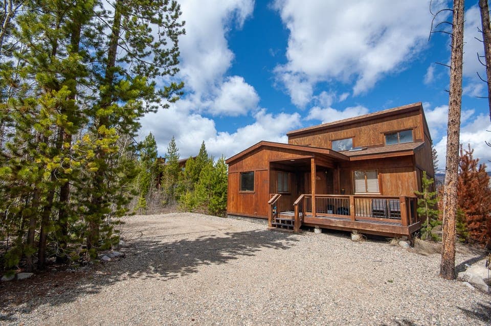 Schaffner Cabin