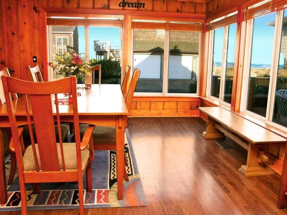 The Dining Room has ocean views