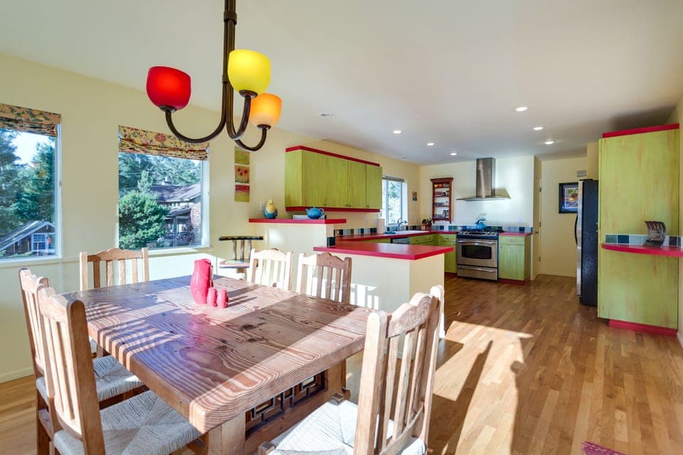 Kitchen and dining made for entertaining.