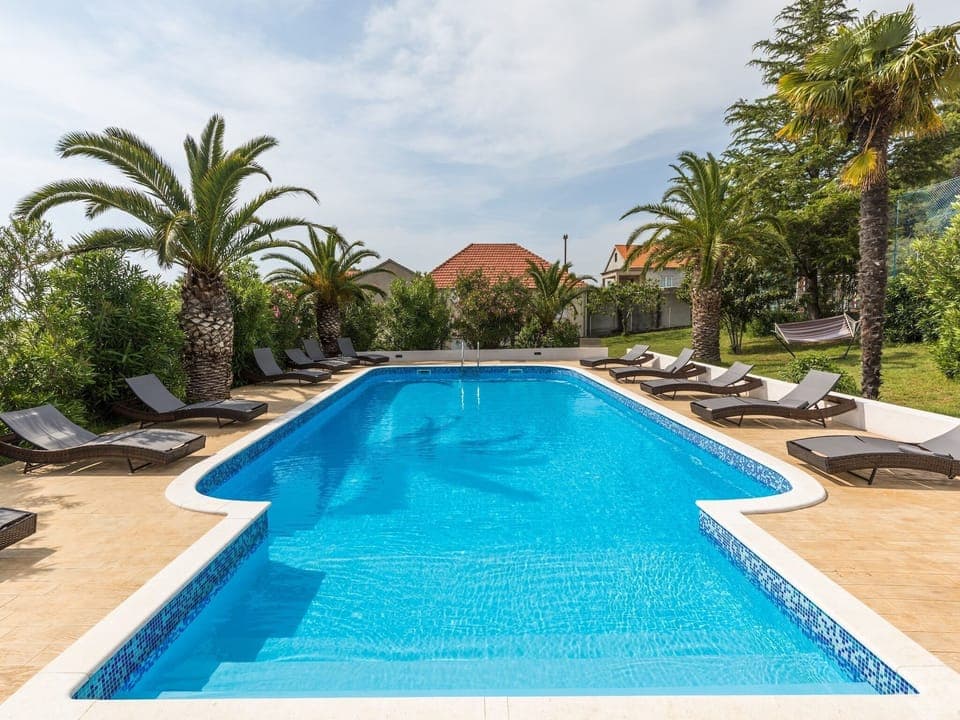 Holiday Home Swimming Pool