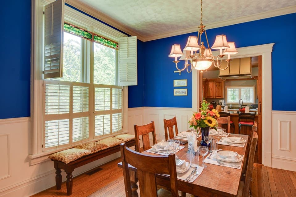 Dining Room | Main Floor