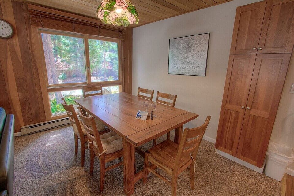 Main Level - Dining Area