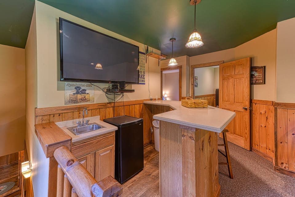 Bar and second living area at top of back wing stairs