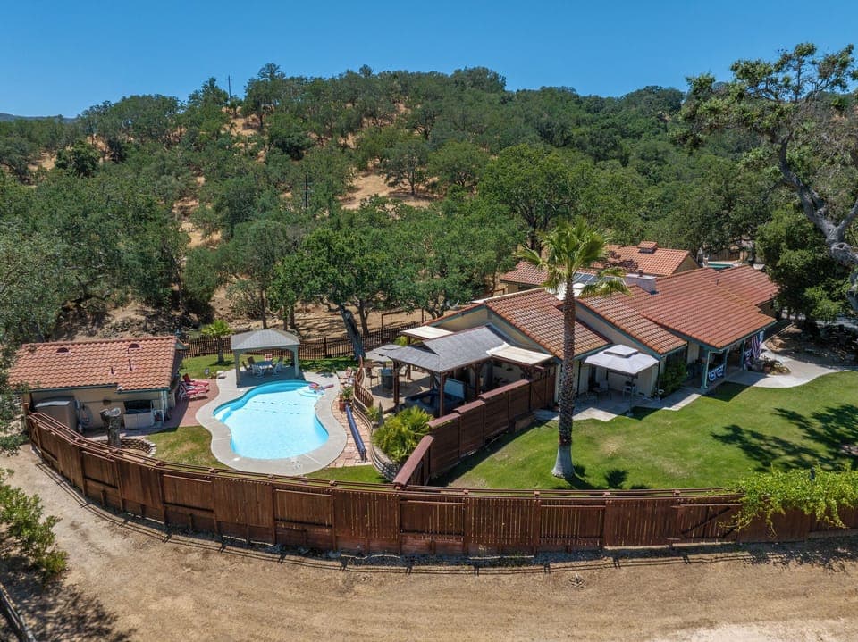 This property is so serene.