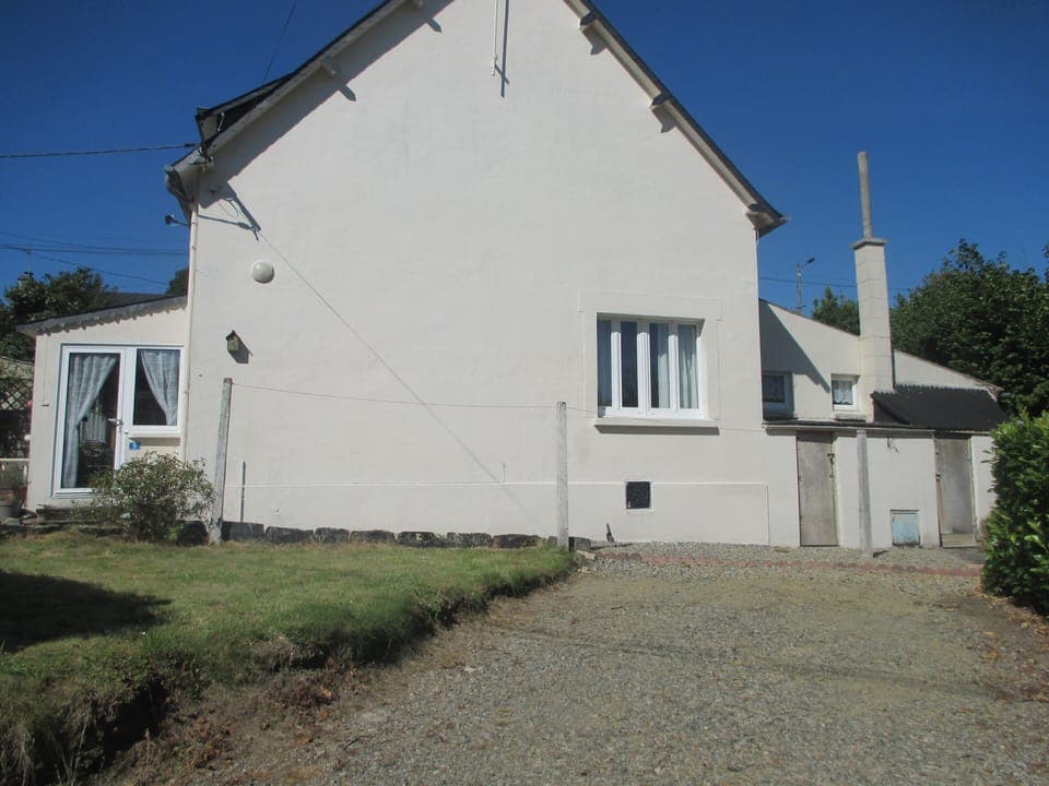 Rose Cottage with off road parking
