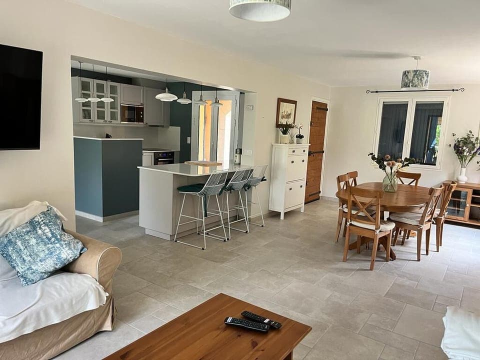 Open plan kitchen, dining,living area