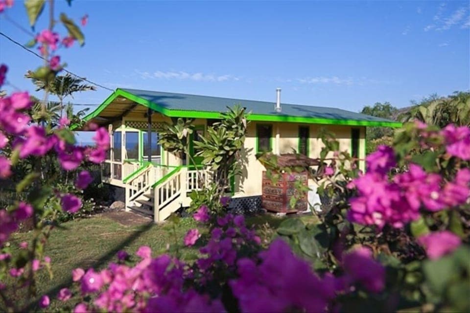 AH.......  An other beautiful day at Hotel Pa'amalu.