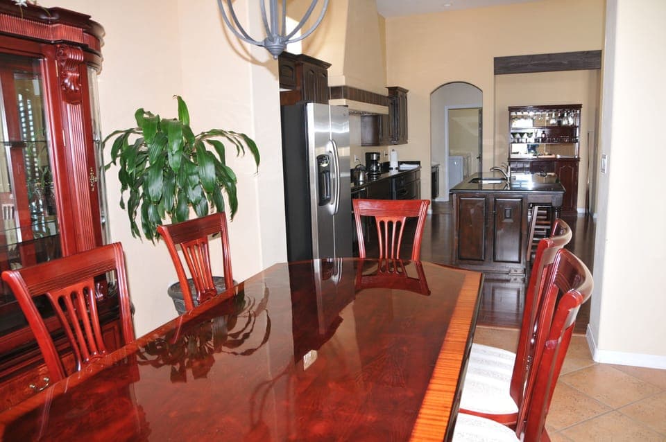 eating with your family can make the most unforgettable moments.