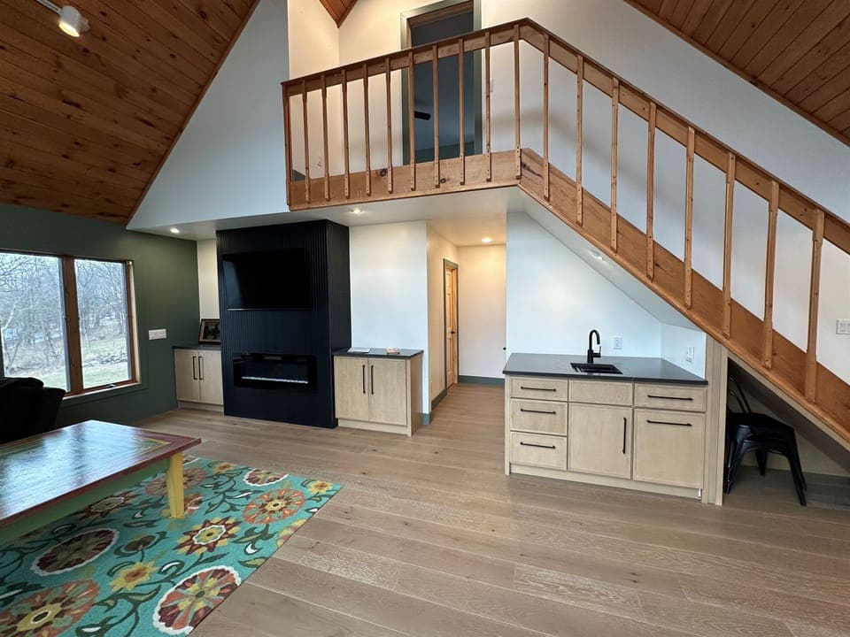 More livingroom updates to come later in the year.