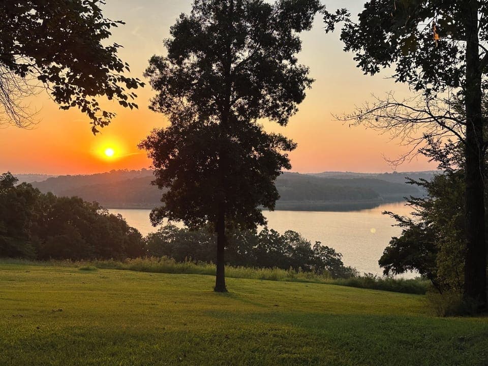 Amazing lake sunrise that can be viewed from the cabin!