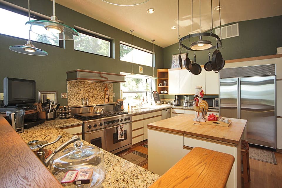 large gourmet kitchen