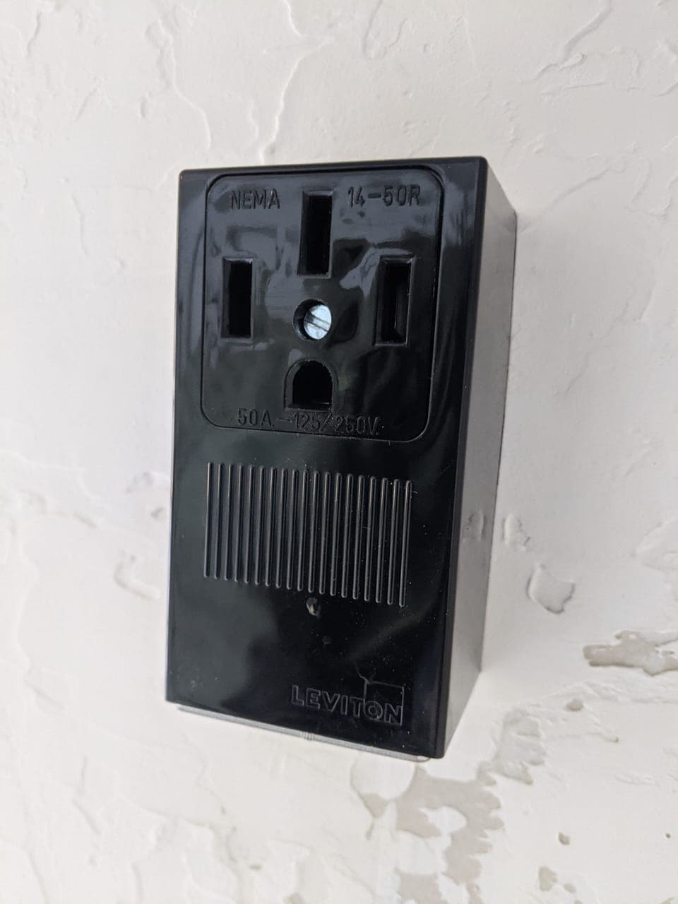 14-50R outlet, 50A EV charging