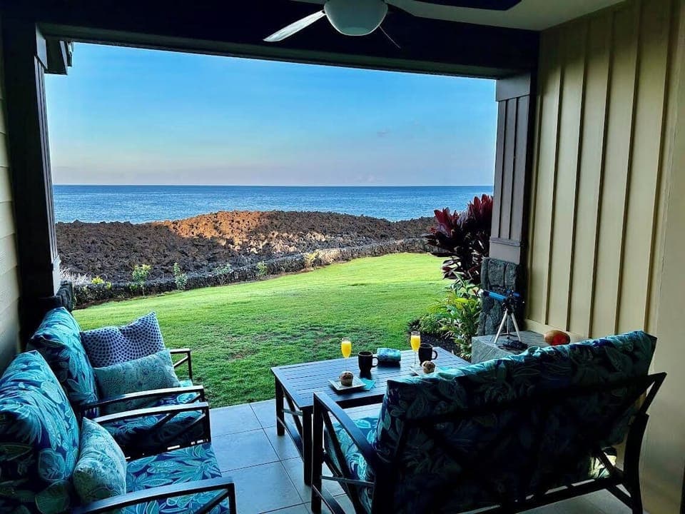 Private Lanai with always-perfect views!
