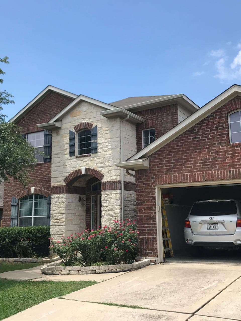 Spacious high living big house 