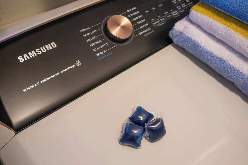 New washer/dryer units are available along with detergent.