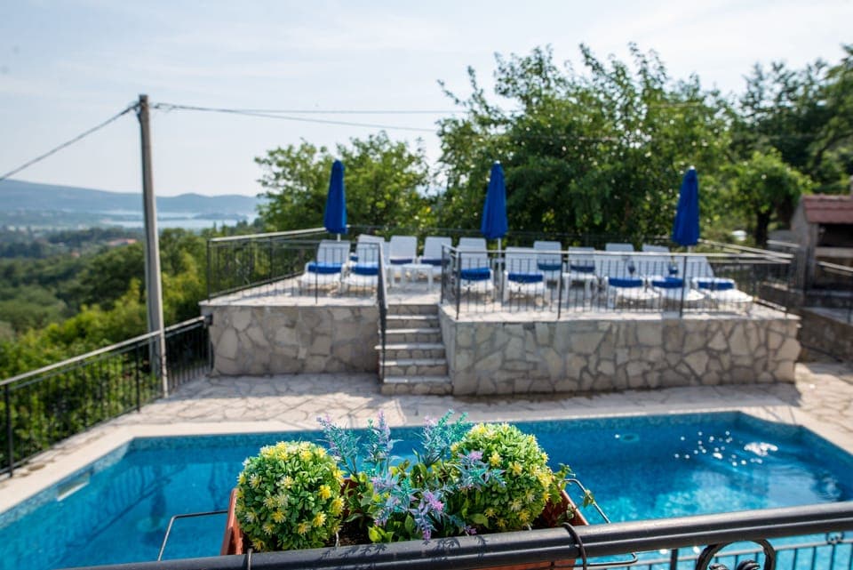 Sunbathing Terrace with sea view