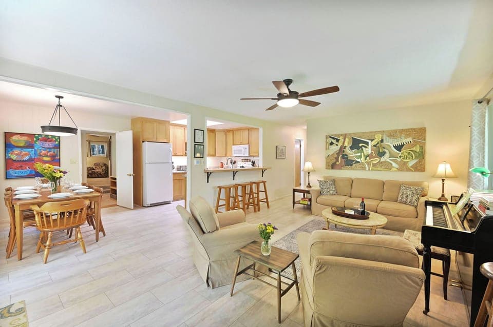 Open floor plan for easy entertaining