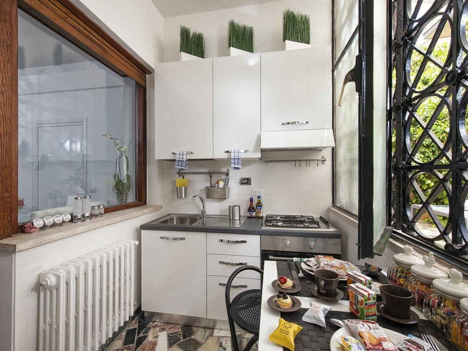 Kitchen overlooking the private garden