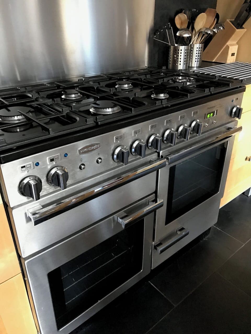 Rangemaster 6 burner hob and oven