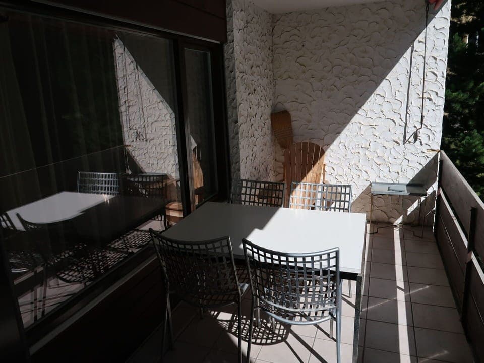 Property, Building, Chair, Interior Design, Table, Floor, Flooring, Wood, Composite Material, Urban Design